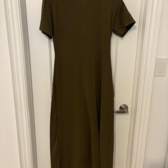 NWT Reformation Devyn Knit Dress is Olive Green Size S - Picture 5 of 7